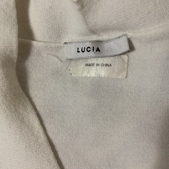 White pullover v neck sweater - Picture 2 of 5